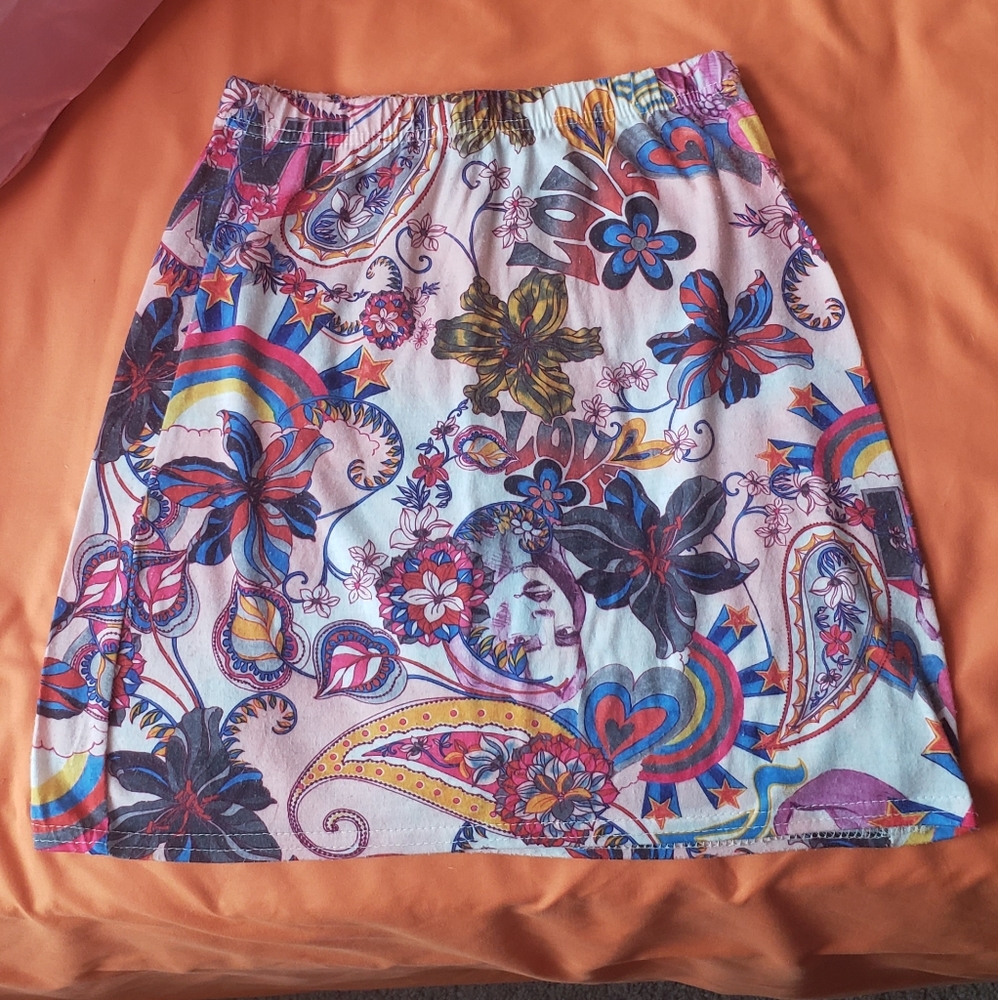 FLASH SALE Bodycon psychedelic skirt